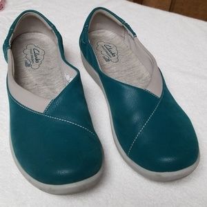 Clarks Cloud Steppers Teal Flats